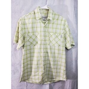 Men's medium Carhartt button up short sleeve shirt.
